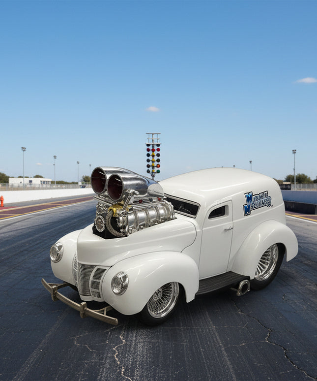 Muscle Machines Ford 1940 Sedan Delivery