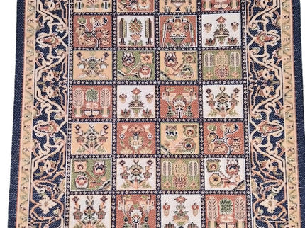 Orientalische Teppiche  Diverse Farben und Muster