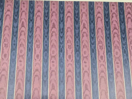 Puppenhaus-Tapete Moiré Stripe Wine