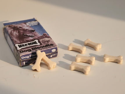 Hundeknochen "Milk Bone" 1:12  Puppenhaus  Zubehör