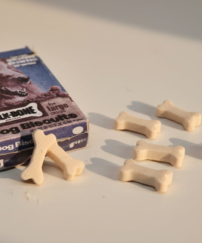Hundeknochen "Milk Bone" 1:12  Puppenhaus  Zubehör