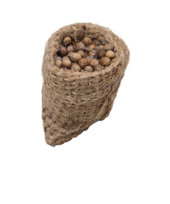 Nüsse im Jute Korb 1:12 – für das Puppenhaus