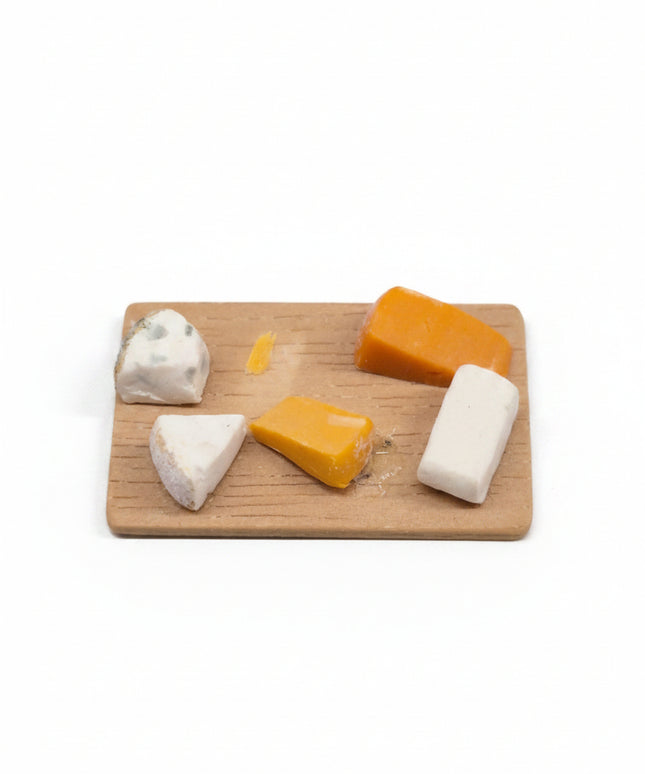 Assortierte Käseplatte 1:12 Puppenhaus  Zubehör
