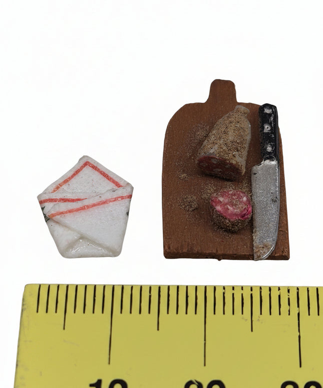 Wurstplatte 1:12 – Puppenhaus Zubehör