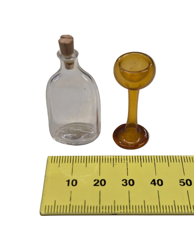 Flasche mit Glas 1:12 – für das Puppenhaus