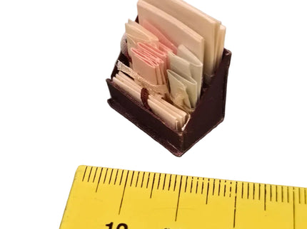 Papier Auslage für Puppenhaus 1:12