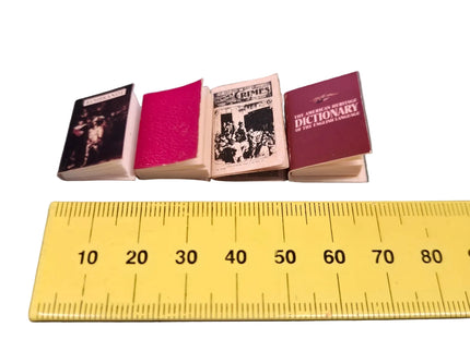 Bücher für Bibliothek Puppenhaus Zubehör 1:12