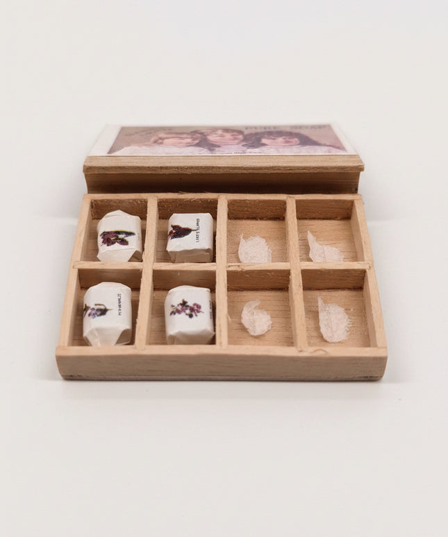 Seifenkästchen und Papierrollen Set für Puppenhaus 1:12