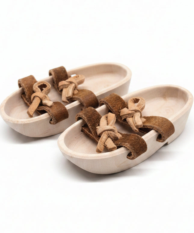 Puppen Sandalen aus Holz mit Lederbändel