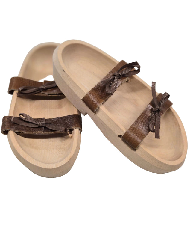 Puppen Sandalen aus Holz mit Lederbändel