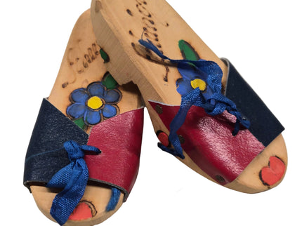 Puppen Sandalen aus Holz mit Lederbändel