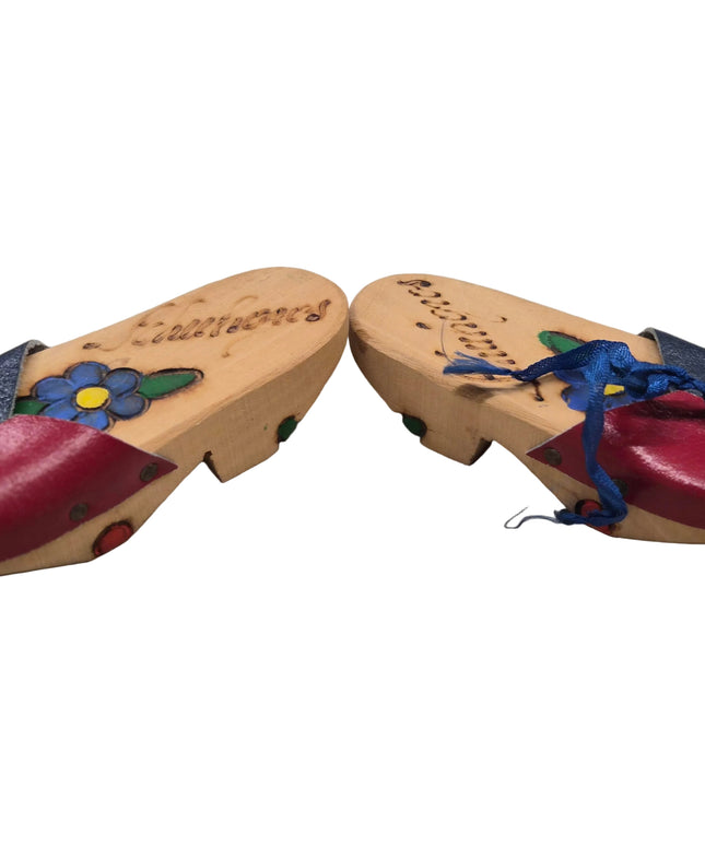 Puppen Sandalen aus Holz mit Lederbändel