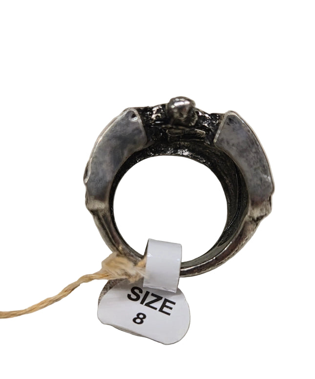 Ring aus Metall mit Engelsmotiv
