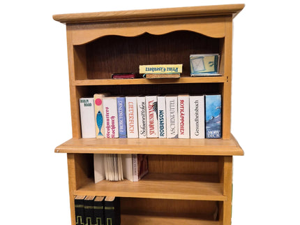 Bücherregal mit Büchern 1:12  Puppenhaus  Zubehör