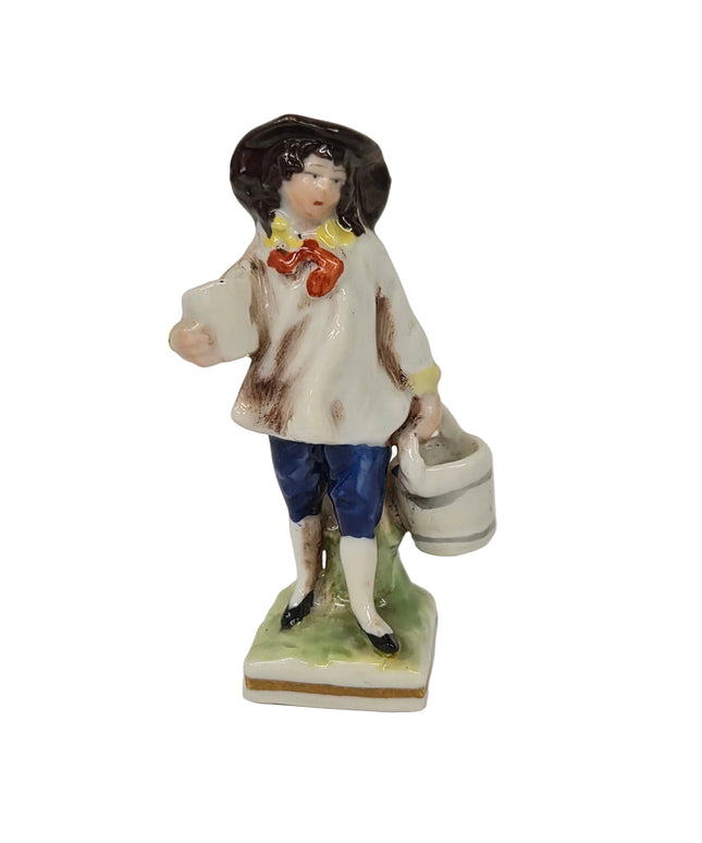 Porzellanfigur – Dame mit Korb im historischen Stil 1:12 – Puppenhaus