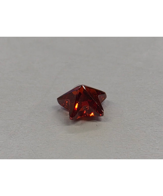 Synthetischer Zirkonia – Farbe Granat – Sternform – 5 × 5 mm