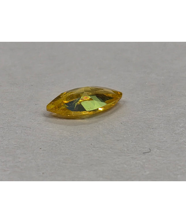 Synthetischer Zirkonia – Gelb Navette 5 x 2.5