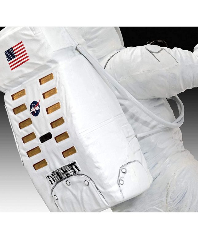 woo_src:https://ludibrium.ch/wp-content/uploads/2021/04/Astronaut_54.png