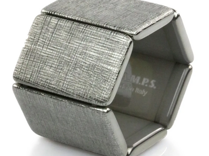 woo_src:https://ludibrium.ch/wp-content/uploads/2021/03/Belta-Structure-Silver_50.png