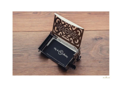 woo_src:https://ludibrium.ch/wp-content/uploads/2020/01/Card-Case1-1.jpg