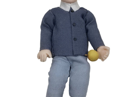 Junge mit Apfel für Puppenhaus 1:12