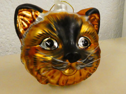 woo_src:https://ludibrium.ch/wp-content/uploads/2020/01/Katze-bronze-scaled.jpg