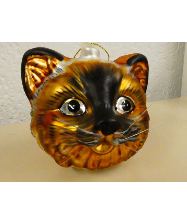 woo_src:https://ludibrium.ch/wp-content/uploads/2020/01/Katze-bronze-scaled.jpg
