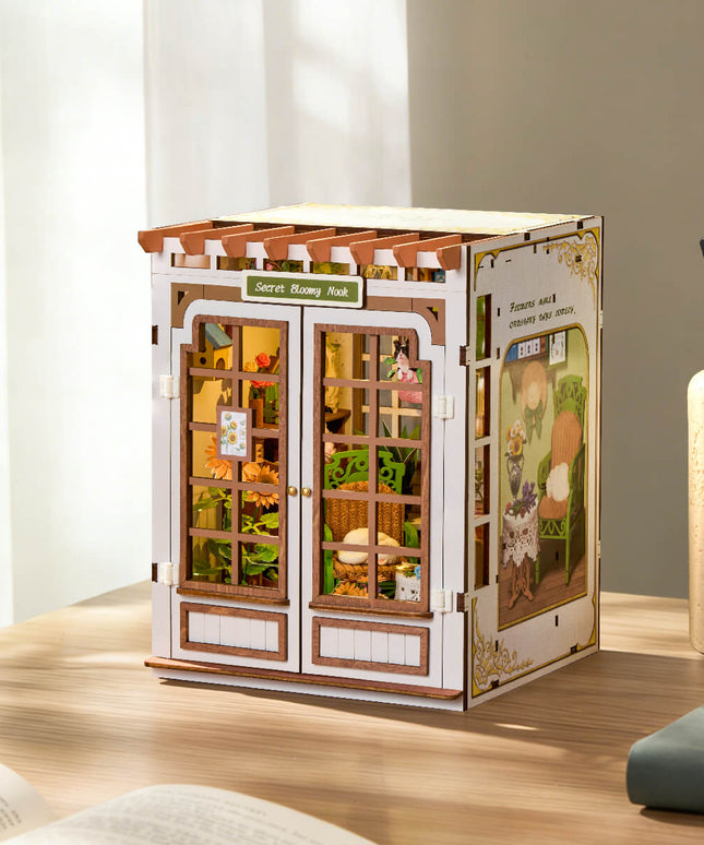 Rolife/Rokr - TGE04 - Booknook & Wonderland - Secret Bloomy Nook