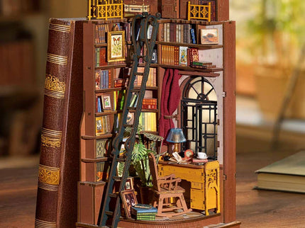Rolife TGE02 - Silent Corner Study- Diorama - 3D Holzpuzzle