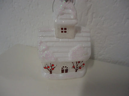woo_src:https://ludibrium.ch/wp-content/uploads/2018/01/baumschmuck-kirche-aus-glas-scaled.png