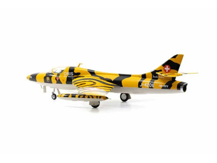 woo_src:https://ludibrium.ch/wp-content/uploads/2024/03/ludibrium-ace-Hawker-Hunter-T.Mk_.68.2.jpg