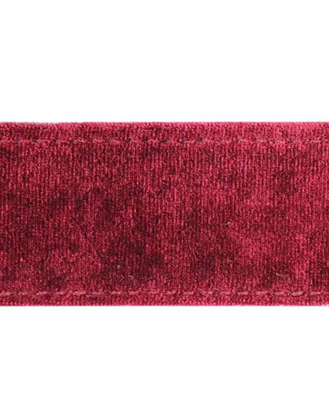 woo_src:https://ludibrium.ch/wp-content/uploads/2026/01/ludibrium-velvet-bordeaux1.png