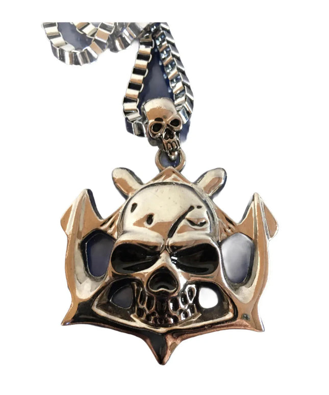 woo_src:https://woo.ludibrium.ch/wp-content/uploads/2021/02/ludibrium%E2%80%93Totenkopfkette-breit.jpg