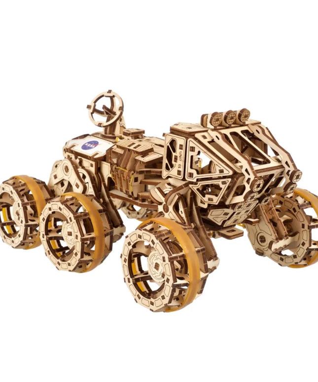 woo_src:https://woo.ludibrium.ch/wp-content/uploads/2023/04/ludibrium%E2%80%93Ugears-bemannter-Mars-Rover.jpg