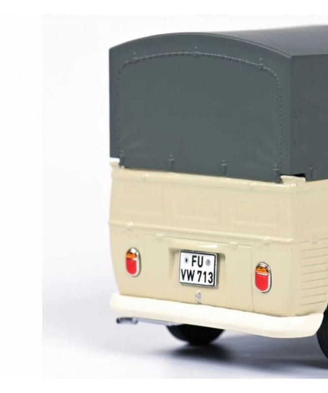 woo_src:https://woo.ludibrium.ch/wp-content/uploads/2022/08/ludibrium%E2%80%93schuco-VW-T1b-Pritsche2.jpg