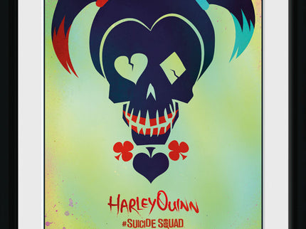 woo_src:https://ludibrium.ch/wp-content/uploads/2018/01/suicide-squad-poster-im-rahmen-harley-quinn-skull-45-x-34-cm.png