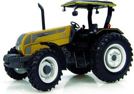 woo_src:https://ludibrium.ch/wp-content/uploads/2018/01/universal-hobbies-traktor-valtra-a850-gold-edition-1-32.png