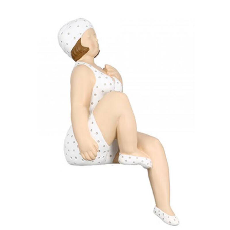 Ludibrium-Figur "Becky" sitzend mit angezogenem Bein - weiss mit grauen Pünktchen