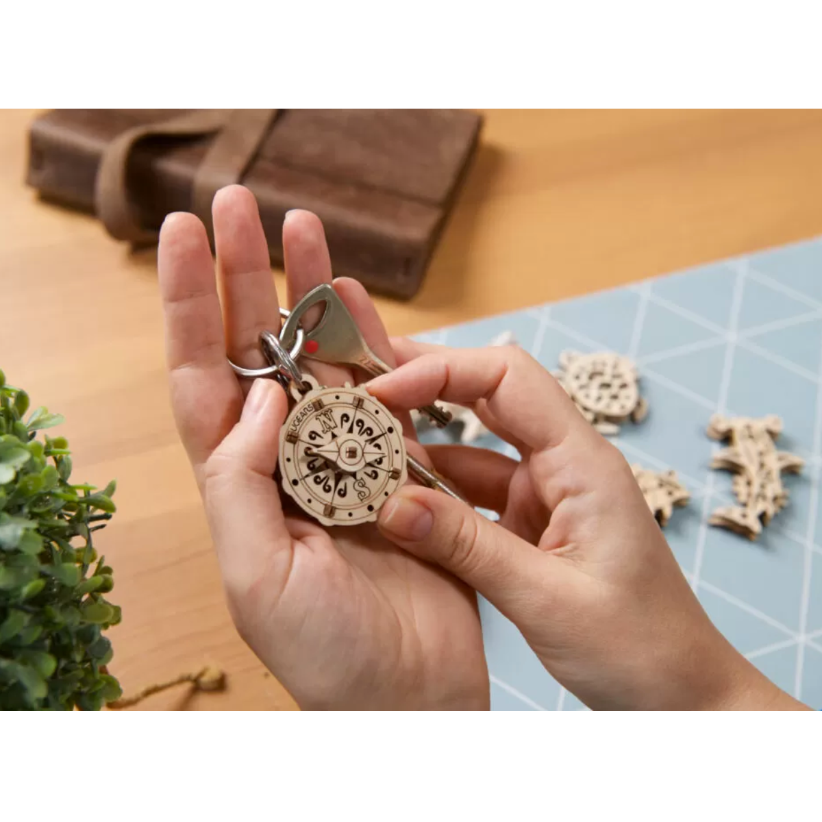 UGEARS 70201 - U-Fidgets Atlantic Ocean - Einsteigerset 3-D Holzspielzeug – Bild 6