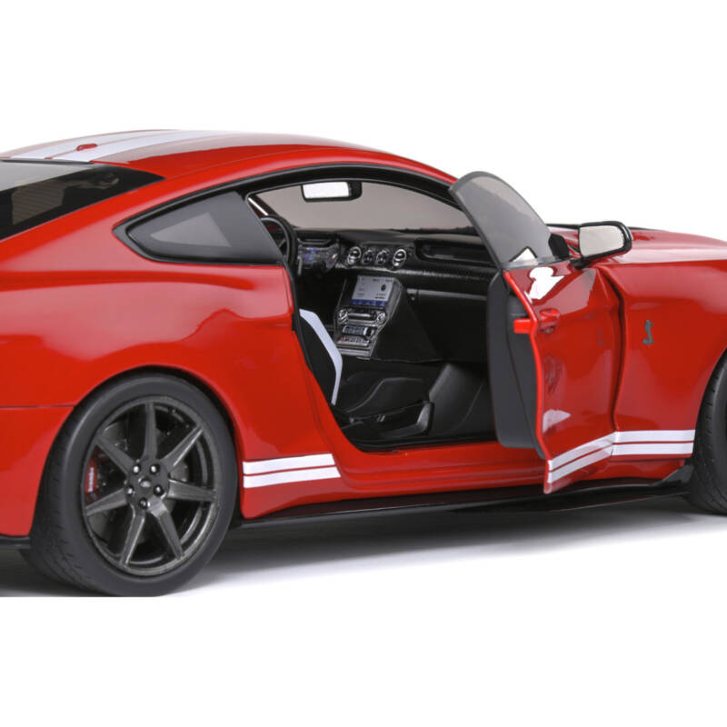 Ludibrium-Solido S 1805903 - Ford GT500 Fast Track – Racing Red – 2020 1:18