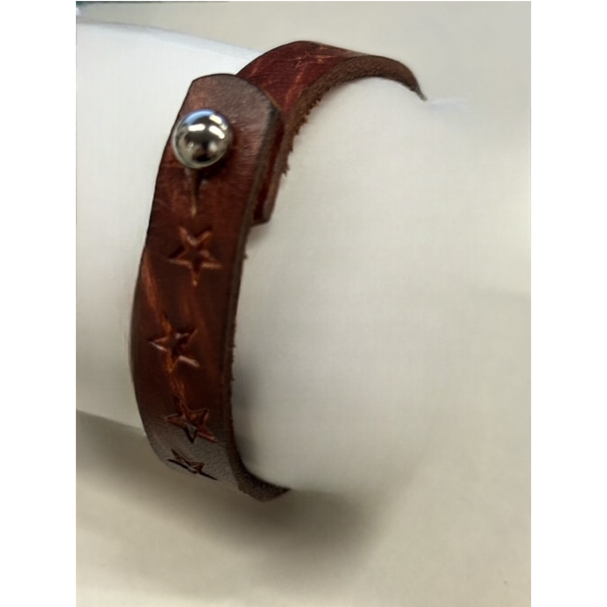 Lederarmband Herren braun mit Sternchen – 20 cm Armumfang, 1,2 cm breit – Bild 3